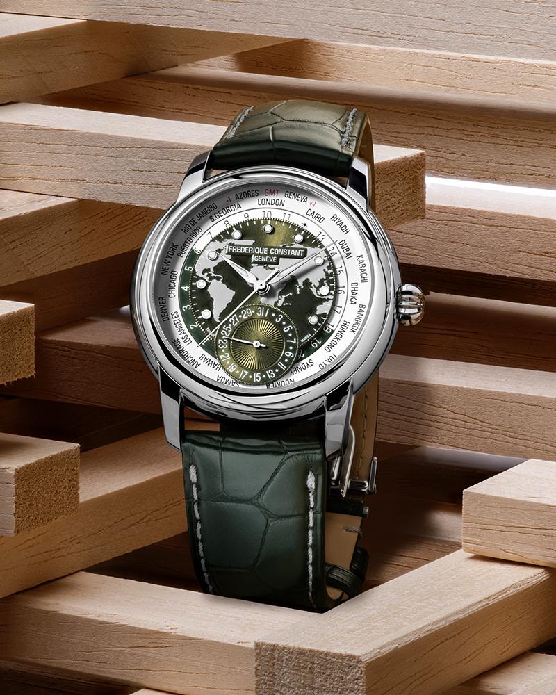Frederique Constant Men CLASSIC WORLDTIMER MANUFACTURE Green