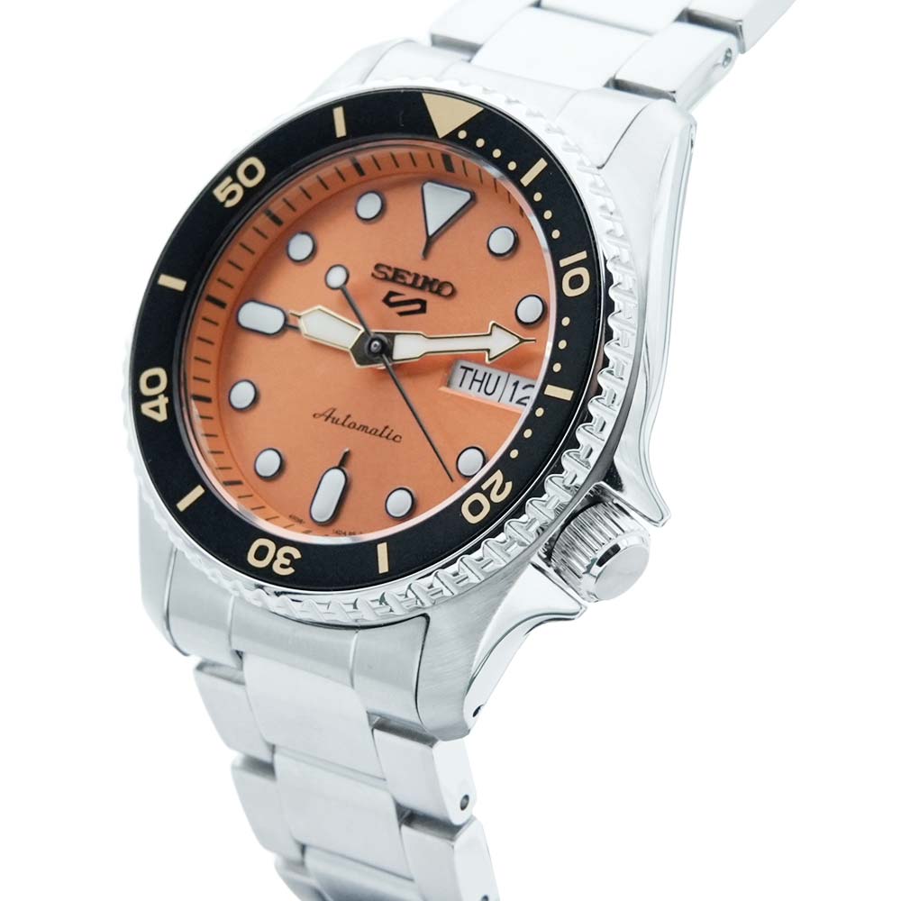 Seiko Men sports Round Orange Watches
