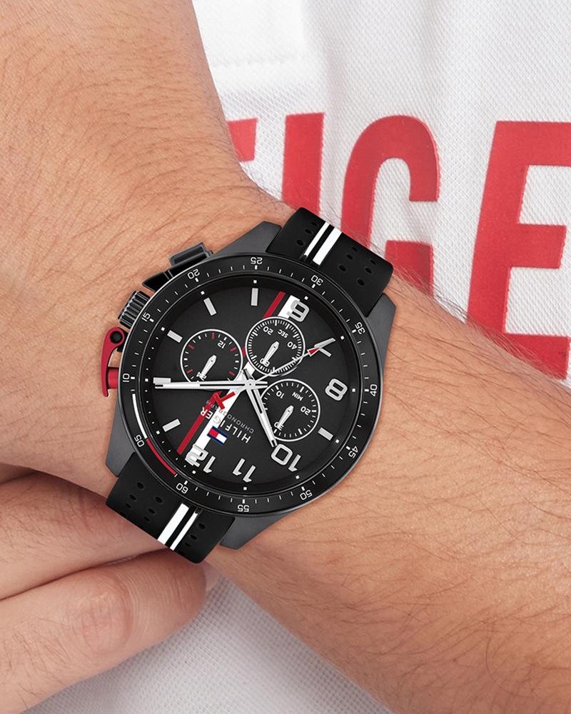 Tommy hilfiger Men Bank Round Black Watches