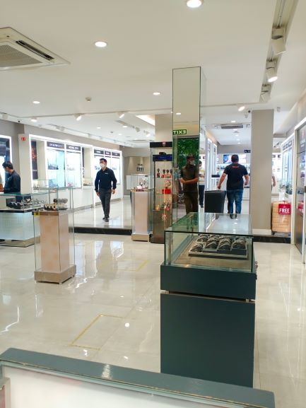 World of titan indiranagar 100 feet road cheap