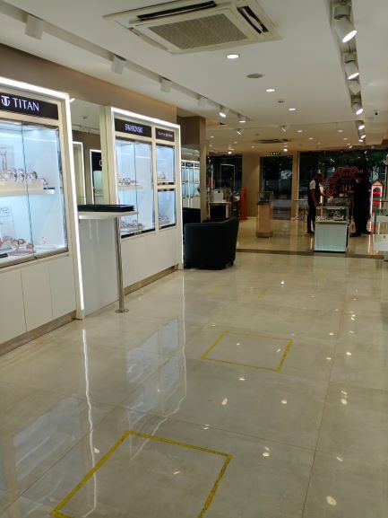 Titan showroom in indiranagar on sale