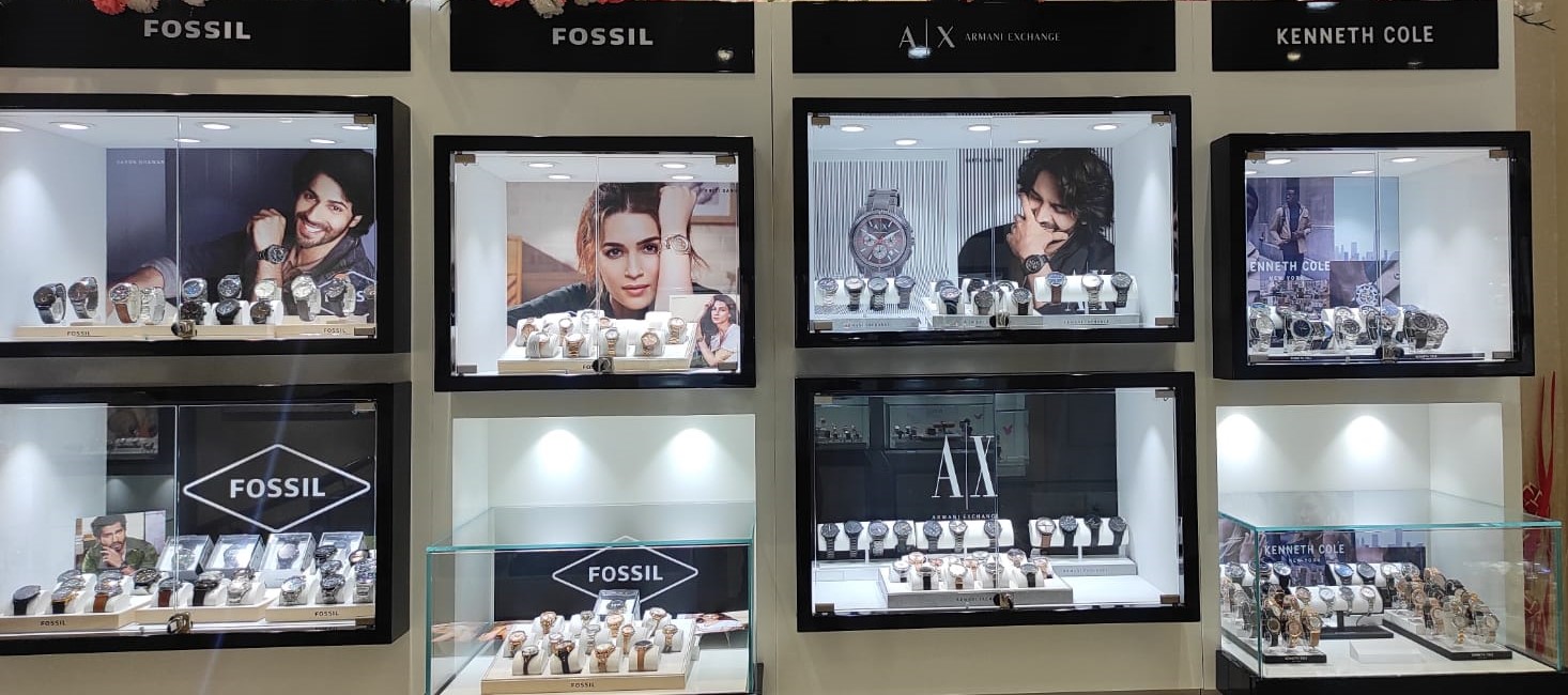 Casio mani square sales