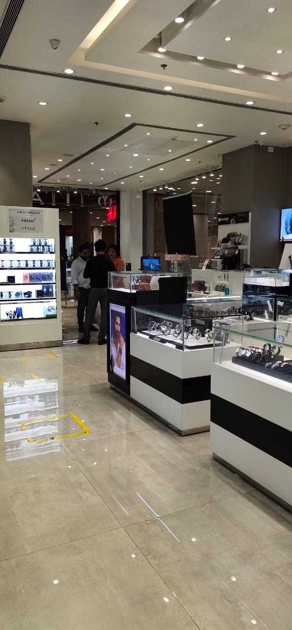 Premium Watch Store In R City Mall Mumbai Helios The Watch Store